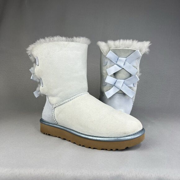 Womens UGG Boots Sz 6 Bailey Bow Metallic Blue Sky Suede Wool Coquette Rare - Picture 9 of 16